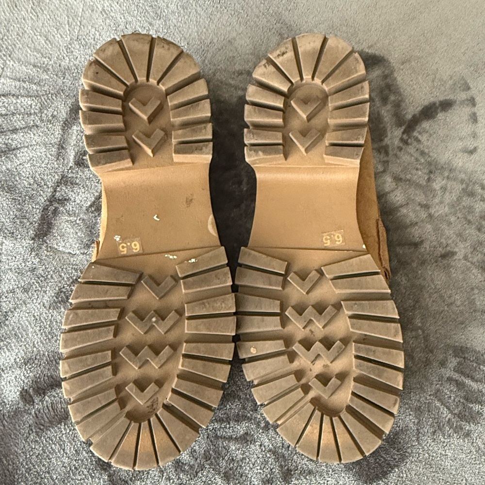 Steve Madden Lolo Penny Loafers Tan Camel Suede size 6.5 - Picture 8 of 10